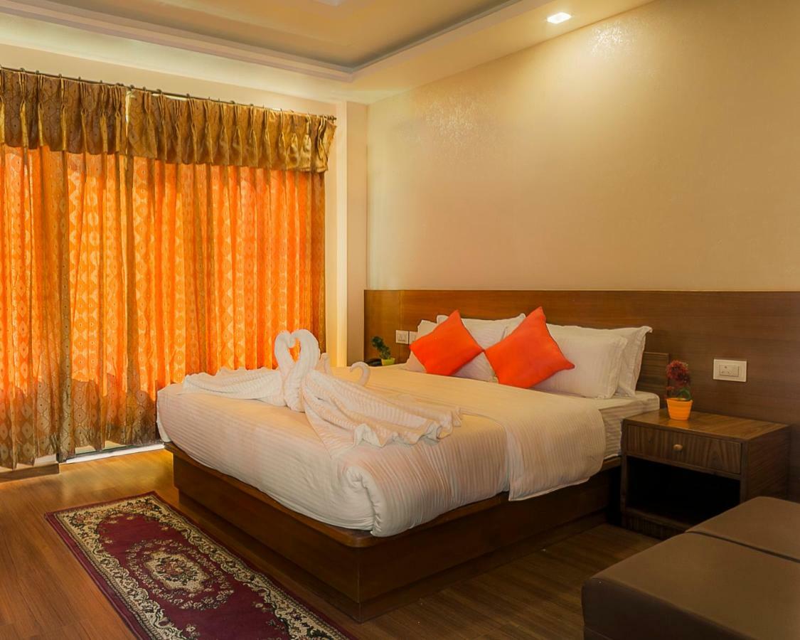 Bojinee Nagarkot Resort Eksteriør billede